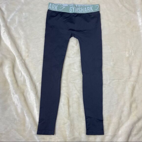 Gymshark Pants - Gymshark gray  fit leggings tight medium